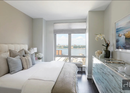 10th Avenue - Photo 1