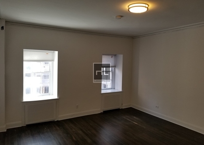 3 Avenue - Photo 1