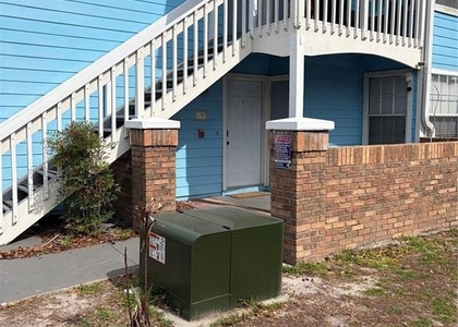 2717 N Poinciana Boulevard - Photo 1