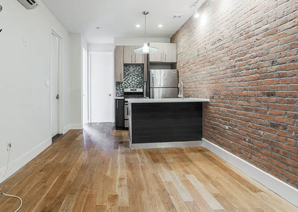 410 Gates Avenue - Photo 1
