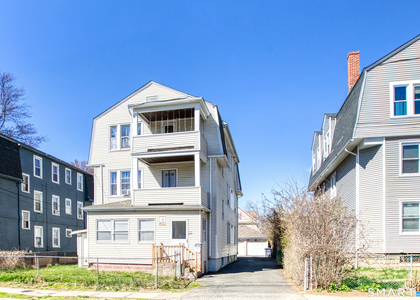 44-46 Glendale Avenue - Photo 1