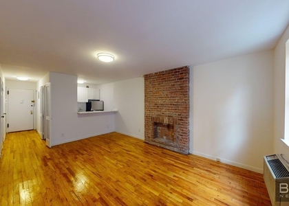 118 east 92nd street  - Photo 1