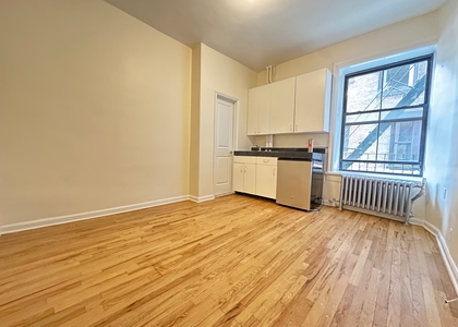 53 West 72nd Street - Photo 1