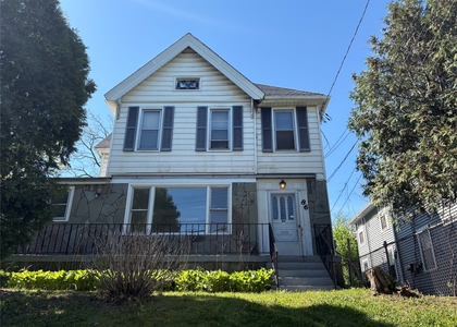 86 Conklin Ave - Photo 1