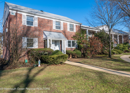 19 Manor Drive - Photo 1