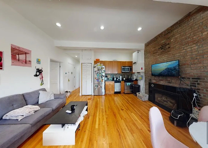 2nd Avenue - Photo 1