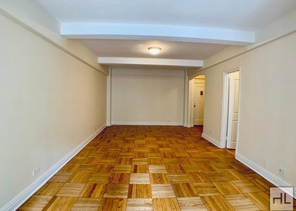 East 56 Street - Photo 1