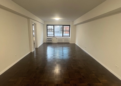 East 57 Street - Photo 1