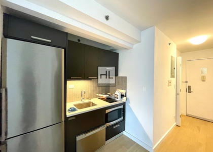 East 39th Street - Photo 1