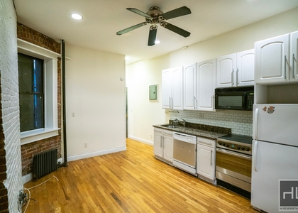 E 3rd St - Photo 1