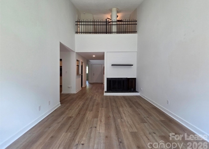 23 Longbow Court - Photo 1