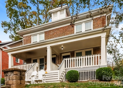 2125 Kirkwood Avenue - Photo 1