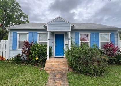 733 Green Street - Photo 1