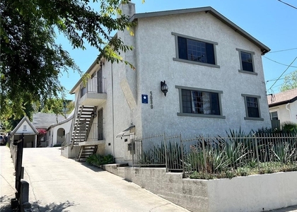 5034 Templeton - Photo 1