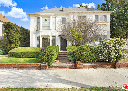 168 S Elm Drive - Photo 1