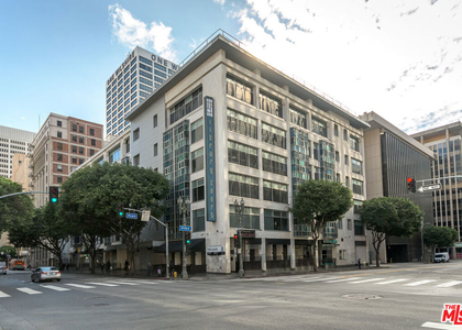 630 W 6th Street - Photo 1