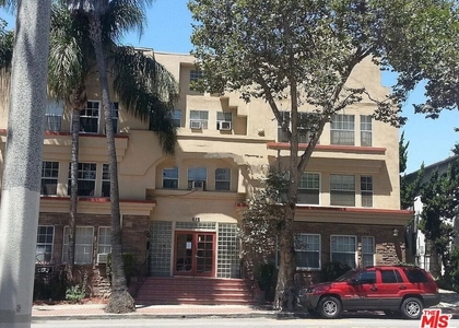 615 N Rossmore Avenue - Photo 1