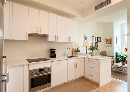 West 150th Street - Photo 1