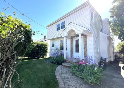 129 Flamingo Street - Photo 1