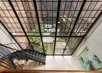 164 E 70th Street - Photo 1