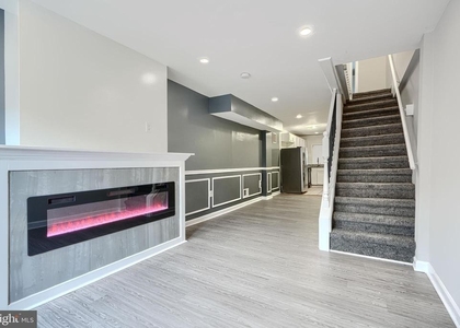 1127 Sargeant Street - Photo 1