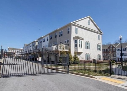 118 Vanguard Lane - Photo 1
