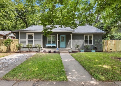 3801 Avenue G - Photo 1