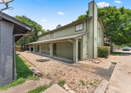 1320 Southport Dr - Photo 1