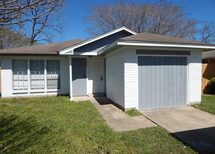 20502 Burwood Circle - Photo 1
