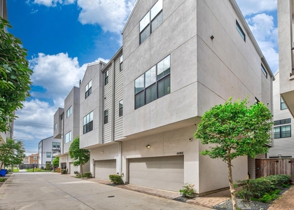 608 Middle Street - Photo 1