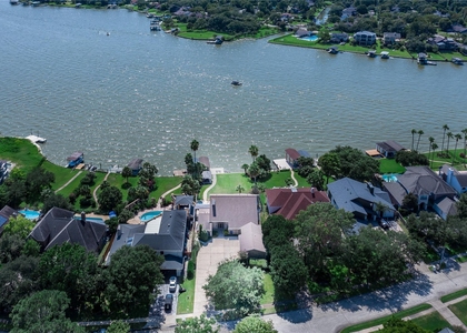 1623 Lake Arbor Drive - Photo 1