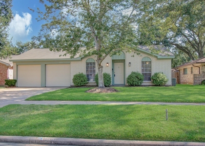 15611 La Casa Lane - Photo 1