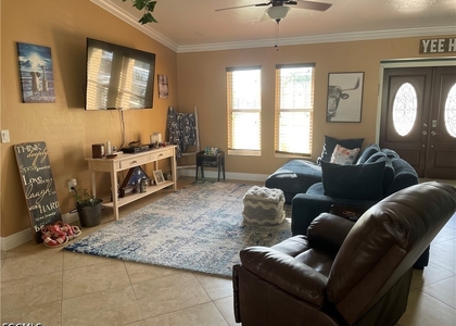 531 Sw 39th Terrace - Photo 1