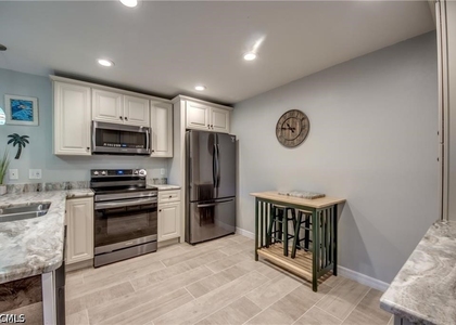 6337 Royal Woods Drive - Photo 1