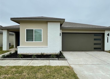 215 Dusty Bridle Lane - Photo 1