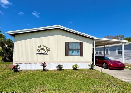 573 Cape Florida Lane - Photo 1
