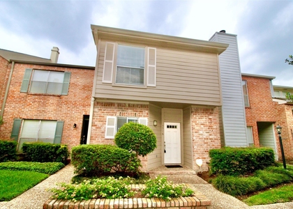 5916 Woodway Place Court - Photo 1