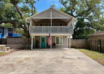 5050 2nd Avenue N - Photo 1