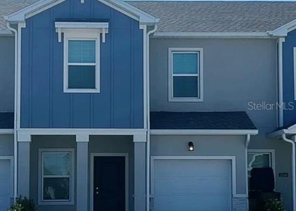 2562 Skyline Loop - Photo 1