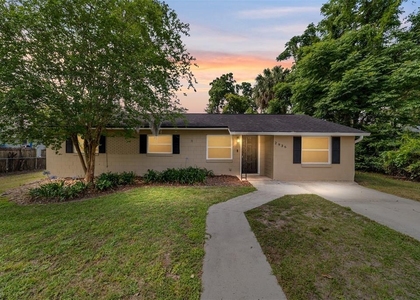 2936 Se 13th Street - Photo 1