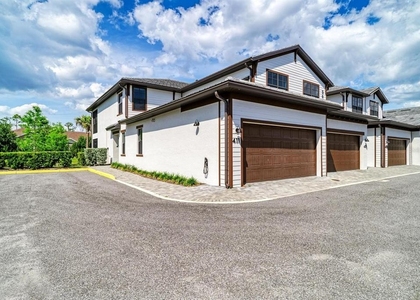 5687 N Honore Avenue - Photo 1
