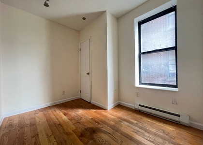 350 Manhattan Avenue - Photo 1