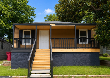 285 Moughon Street - Photo 1