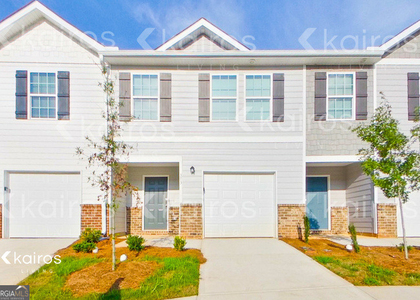 373 Ironwood Court - Photo 1