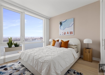 West 38th Street - Photo 1