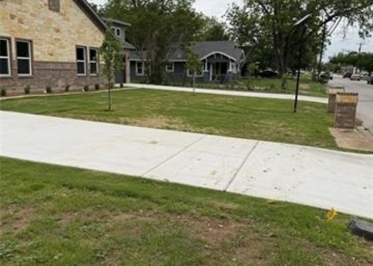 1005 Grandbury Street - Photo 1