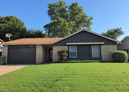 7013 Lincolnshire Lane - Photo 1