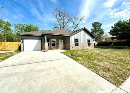 3415 Henderson Street - Photo 1