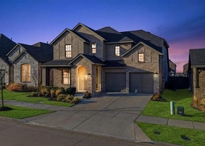 537 Oakmoss Street - Photo 1