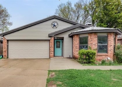 1002 Canary Lane - Photo 1